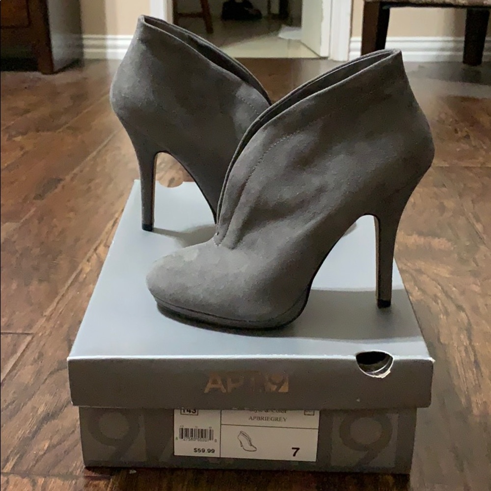 Apt 9 grey booties